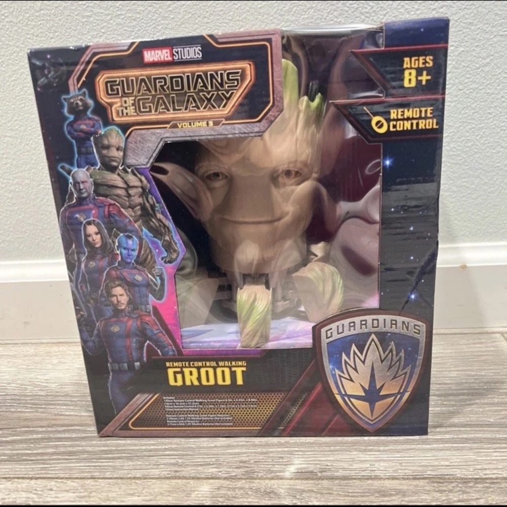 Marvel Guardians of the Galaxy Remote Control Walking Groot